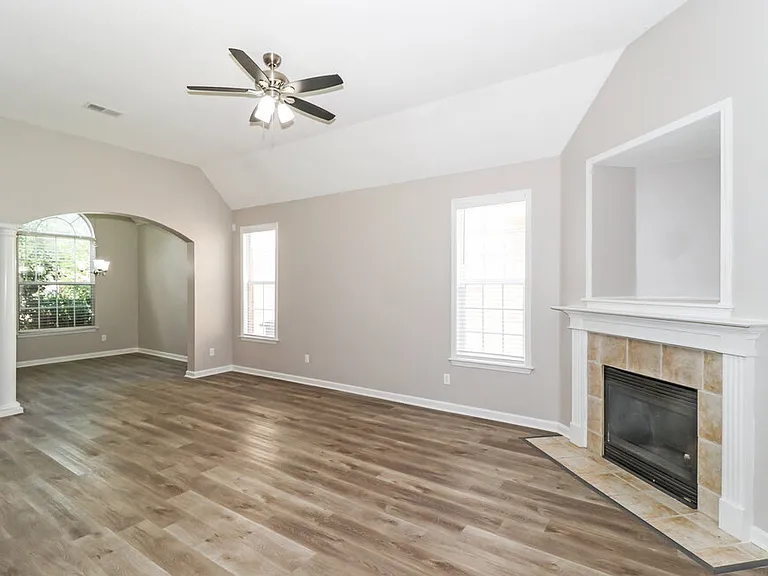 4930 Indian Walk Ln — Photo 5