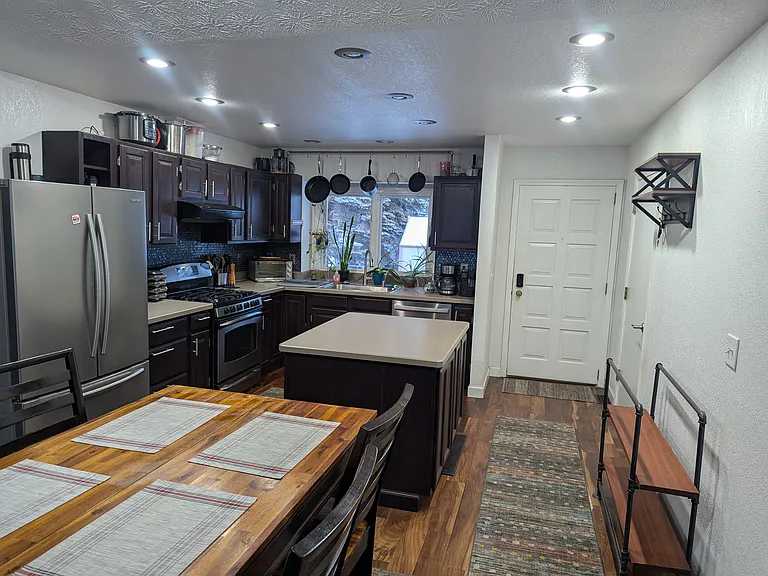 7160 Beaumont Cir — Photo 16