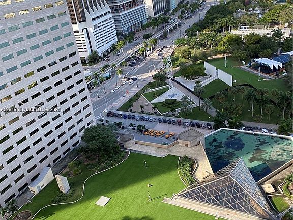 3rd image of 335 Biscayne Blvd #2900