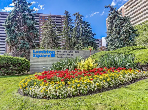 240 Scarlett Rd #1405, Toronto, ON M6N 4X4
