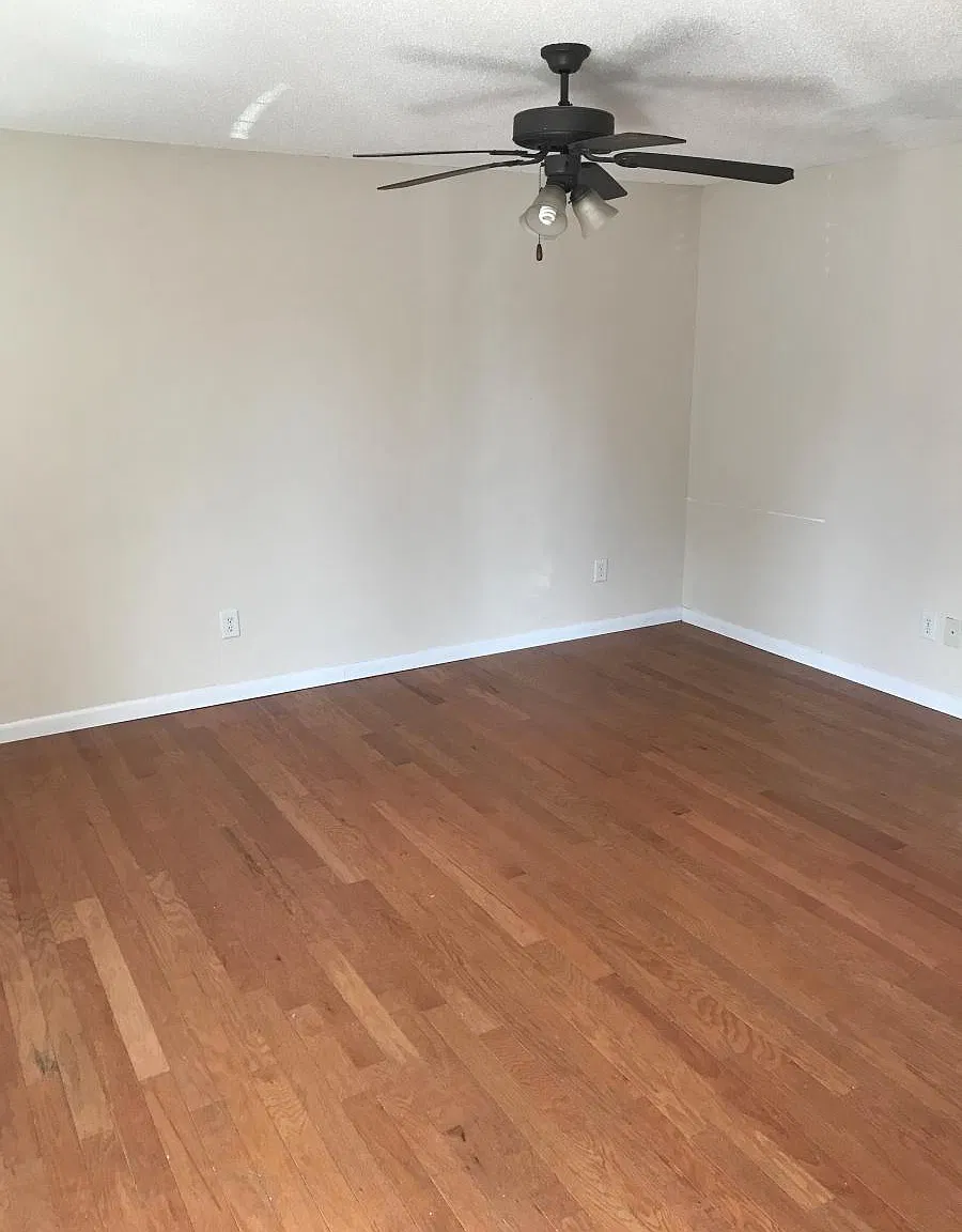 116 Madison Place — Photo 2