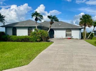 333 NE 7th St, Belle Glade, FL 33430