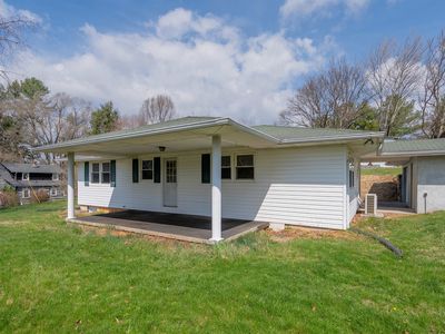 2 3rd St, Bland, VA, 24315