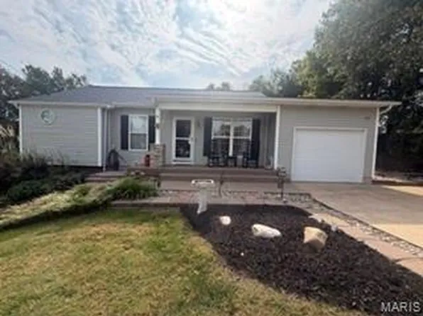 5006 Ashley Wilkes Way, Villa Ridge, MO 63089