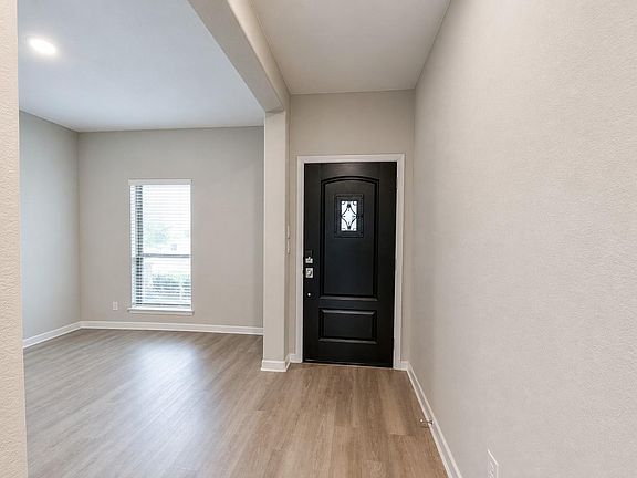 4th image of 3823 Singing Flower Ln