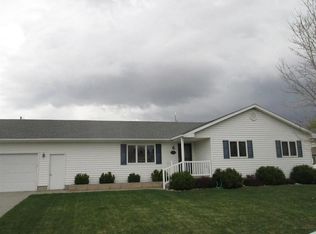 400 N Wayne Ave, Kenesaw, NE 68956