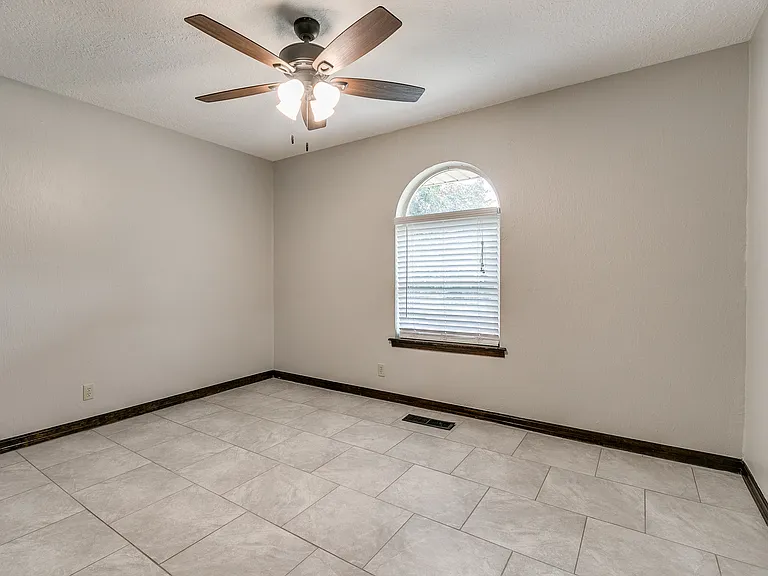 1213 Westbrooke Ter — Photo 20