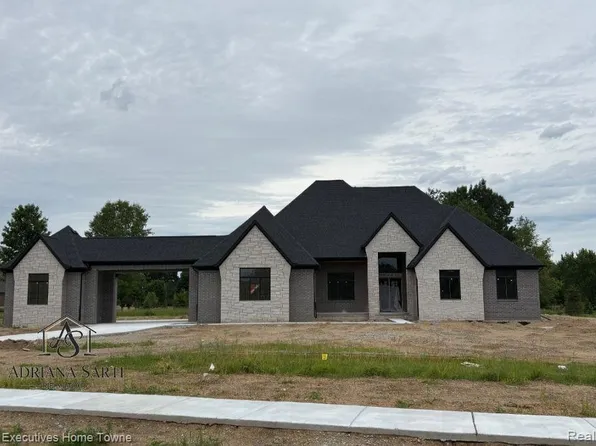 66930 Dorothy Trl, Washington, MI 48095