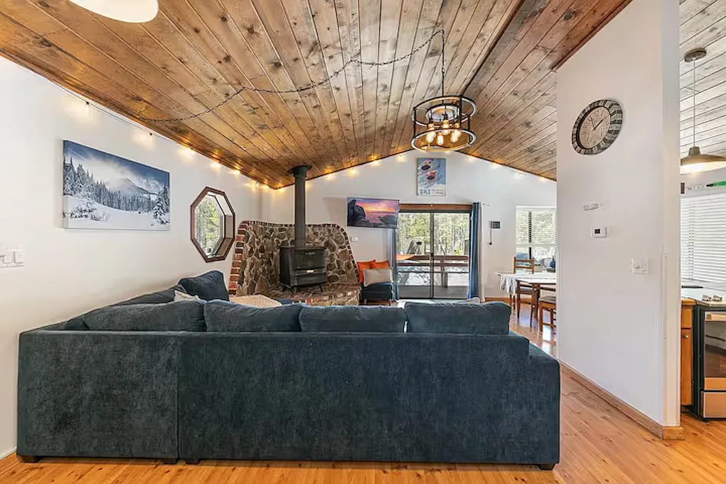 4 bed, 1509 sqft, $5,500 — Photo 2