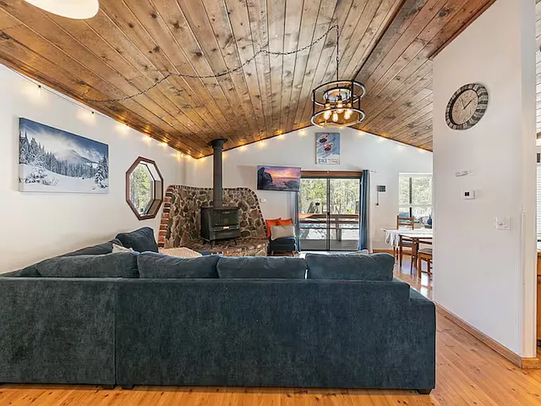 14653 Davos Dr — Photo 2