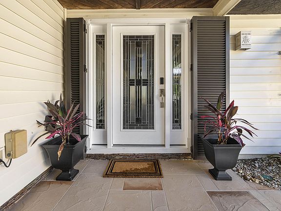 5th image of 3504 FONTANEDA Avenue