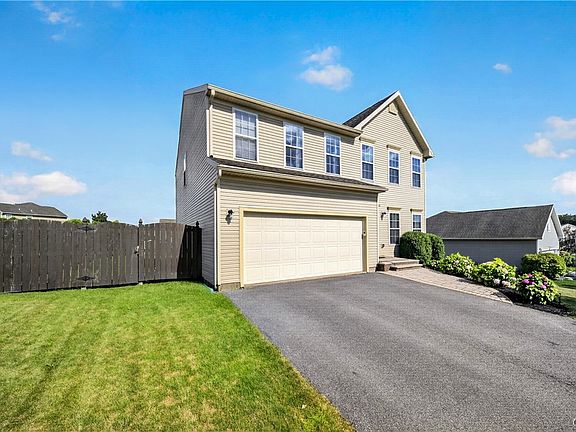 3rd image of 306 Bialek Way