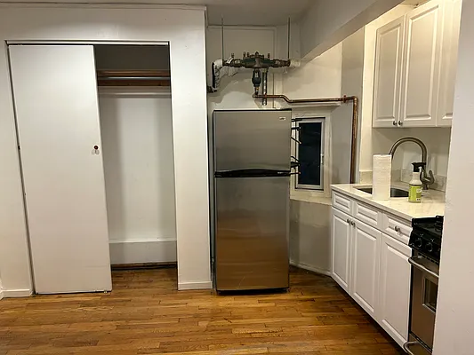 Rented by Prince Real Estate Associates LLC | media 10