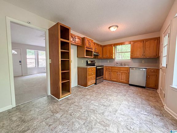 2nd image of 5816 Janet Dr