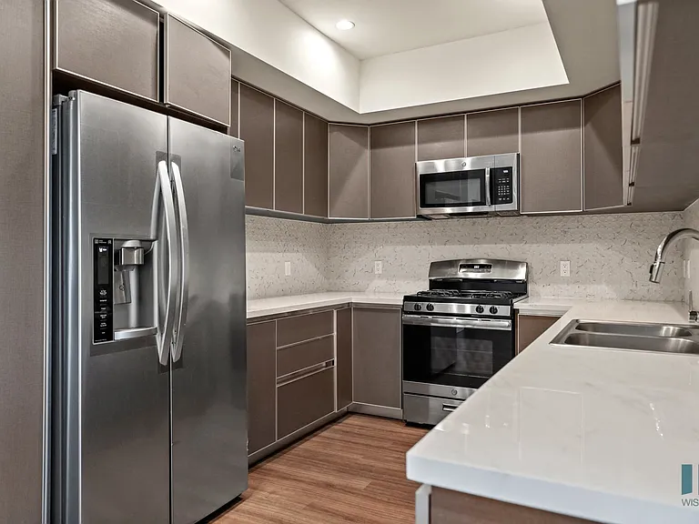 Kitchen with Energy-Efficient Stainless Appliances