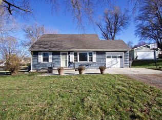 2512 Grandview Ave, Des Moines, IA 50317