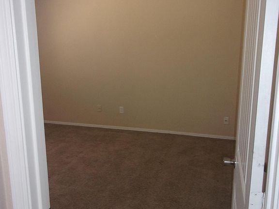 5th image of 842 E Monteleone St