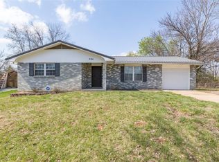 904 N Saint Joe Dr, Park Hills, MO 63601