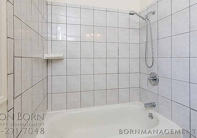 1351 Chestnut St — Photo 27