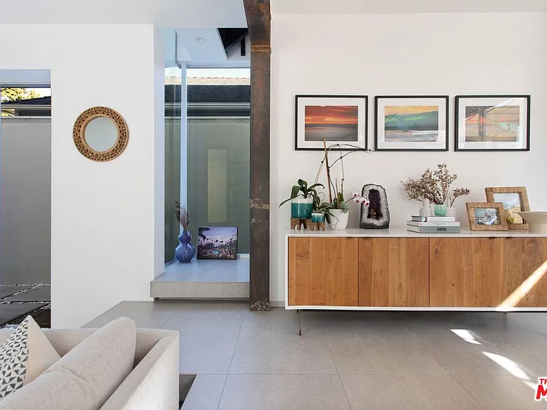 644 Navy St — Photo 17