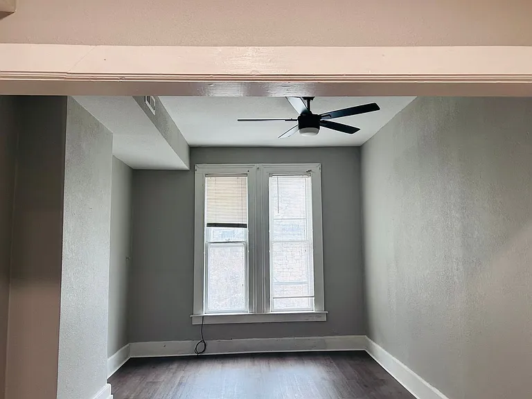 1737 Madison St — Photo 8