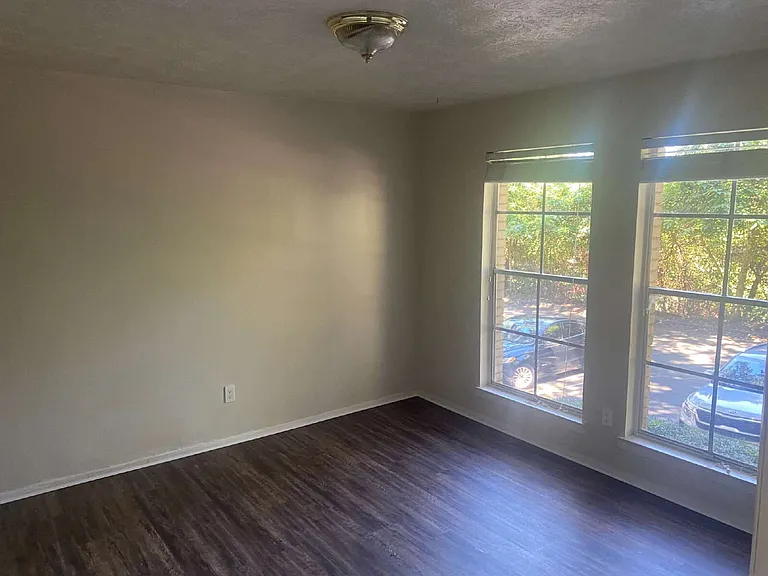 2020 Continental Ave #124 — Photo 12