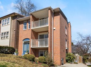 2156 Military Rd N, Arlington, VA 22207
