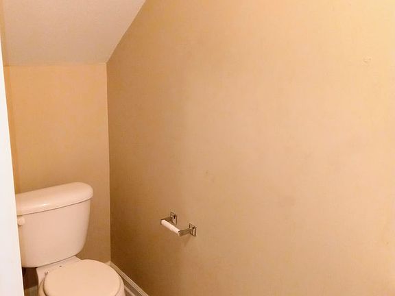 4th image of 535 Lafayette Rd APT F1