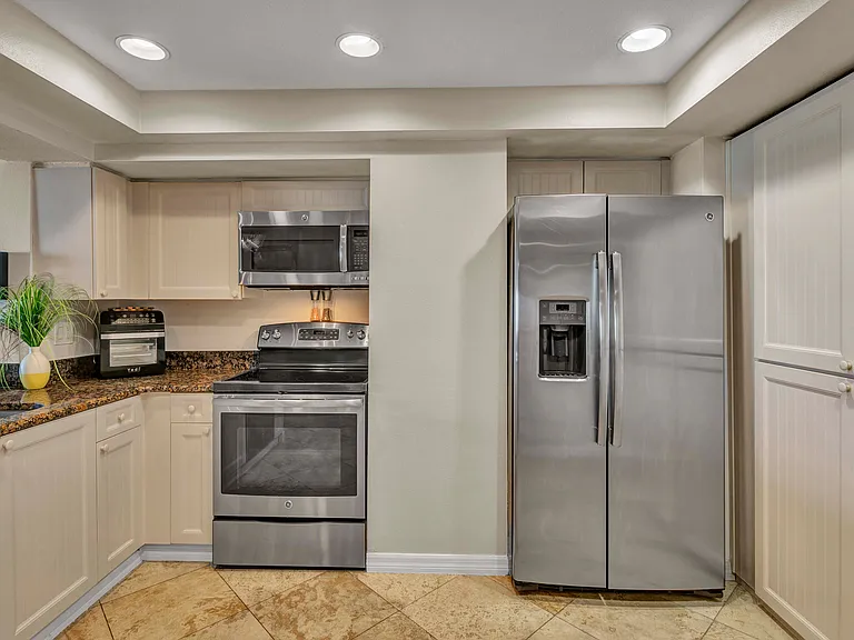 1100 Pinellas Bayway S #G3 — Photo 20