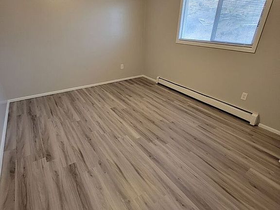 5th image of 2340 King St APT D