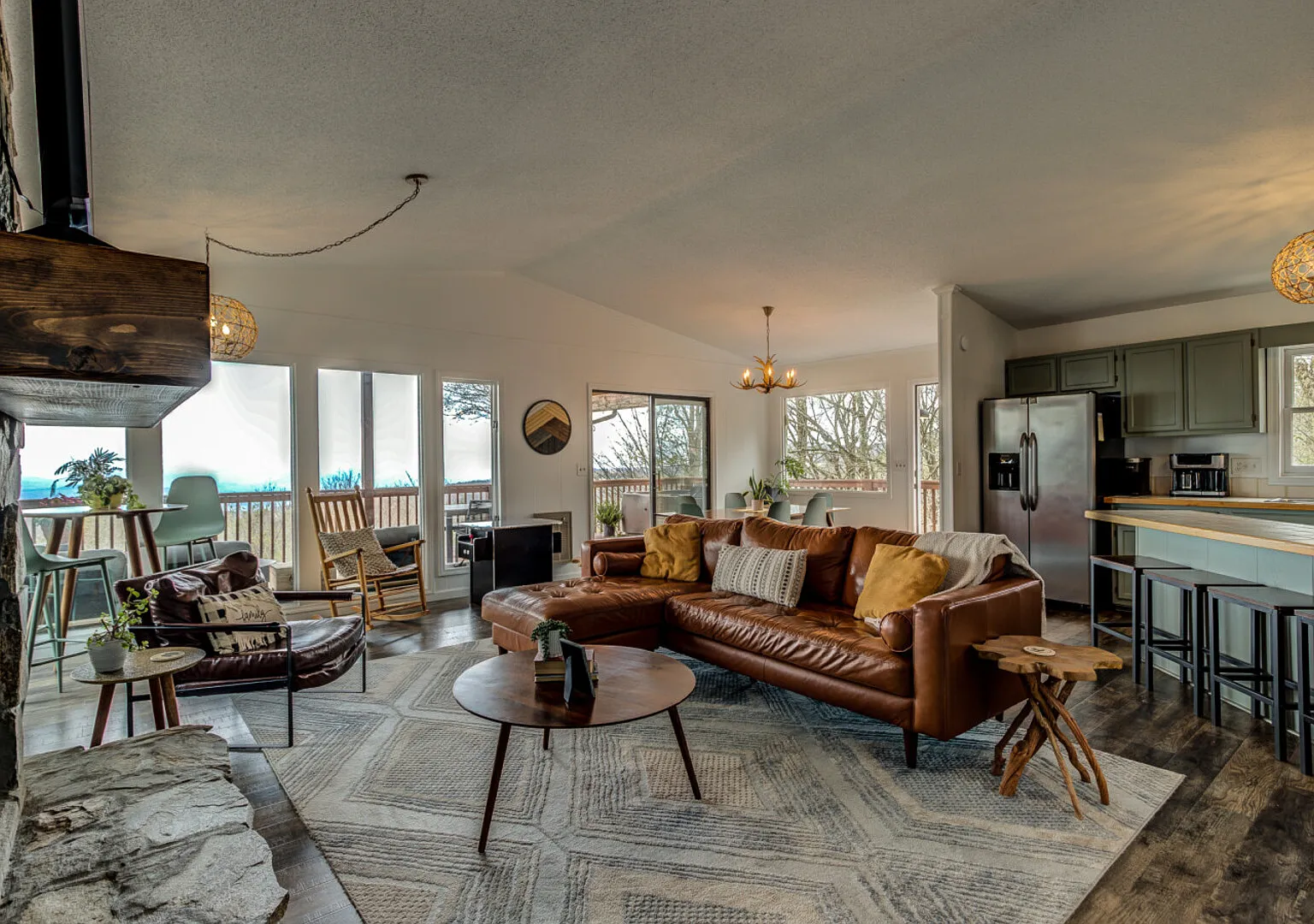 Cozy Ski Roost | Hot Tub, Views & Fall Foliage — Photo 2
