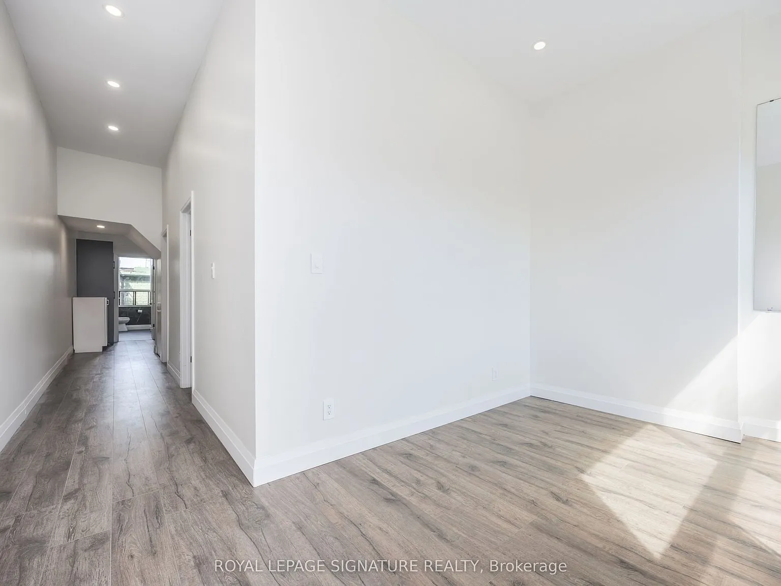 2 bed, $2,399 — Photo 4