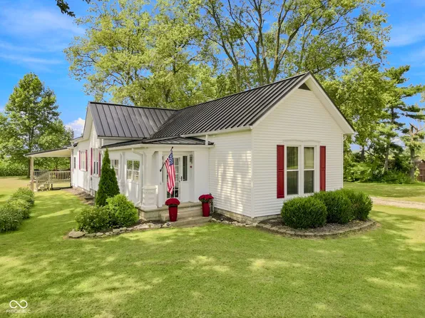 12140 N Marr Rd, Columbus, IN 47203