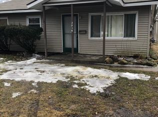 2909 Greenbelt Dr, Lansing, MI