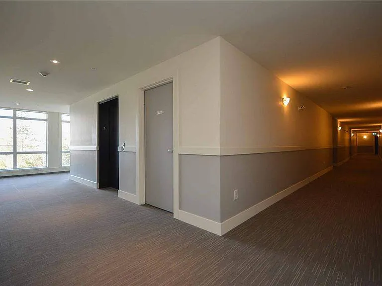 245 Innovation Dr — Photo 4