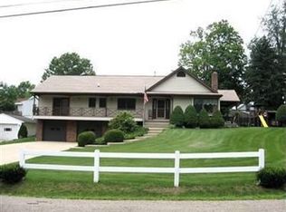 1856 Tacoma St, Cuyahoga Falls, OH 44221