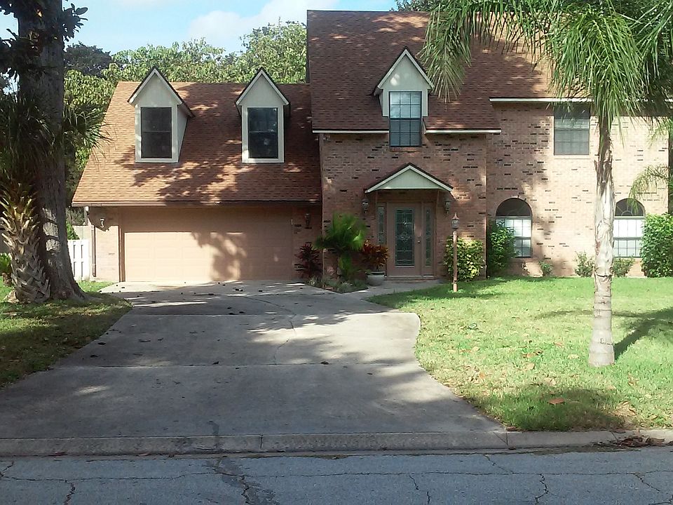 1st image of 20 Fox Hollow Dr