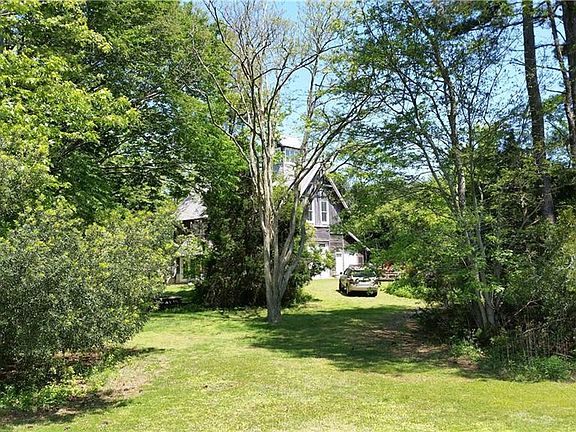 3rd image of 20252 Harbor Cir