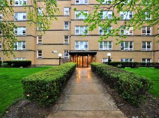 5335 N California Ave #207, Chicago, IL 60625