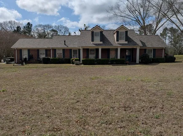 110 Berry Patch Ln, Dothan, AL 36301