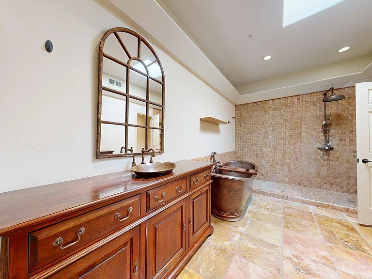 8100 E Camelback Rd #39 — Photo 20