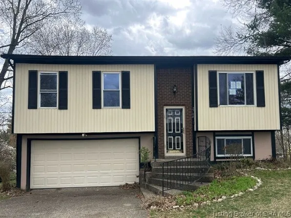 2704 Scales Court, Jeffersonville, IN 47130