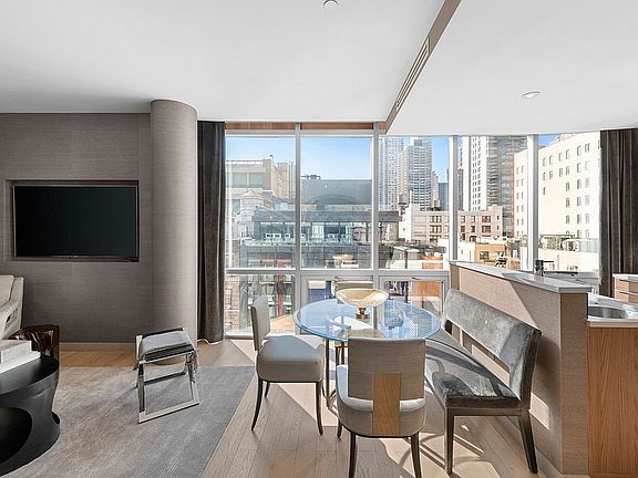 3rd image of 337 E 62nd St Unit Penthouse7a