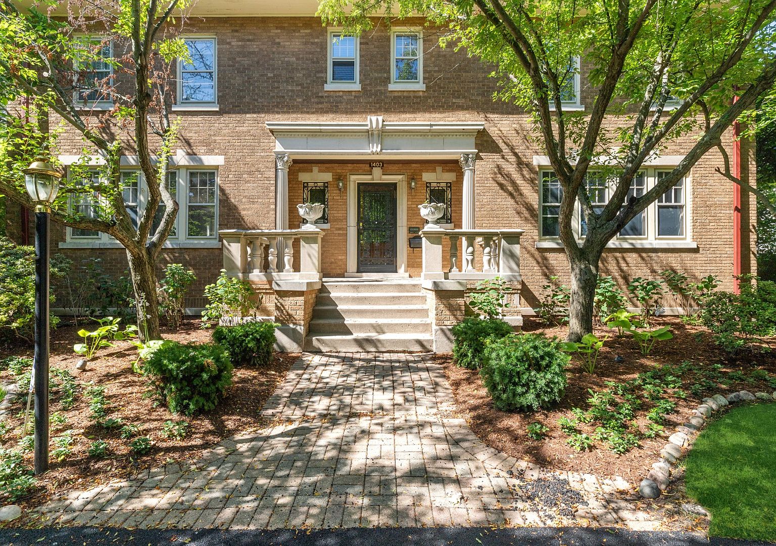 1403 Glenview Rd, Glenview, IL 60025 | Zillow