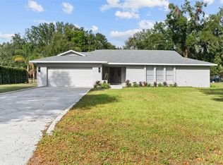 1106 Hummingbird Ln, Brandon, FL 33511