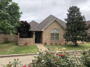 507 Redfearn Ct, Mt Pleasant, TX 75455