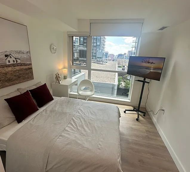 38 Widmer St #2011C — Photo 3