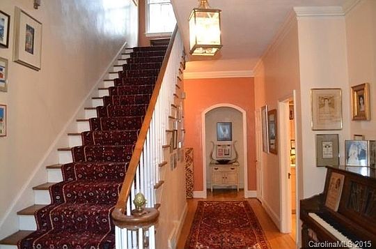 2nd image of 630 Forest Ln