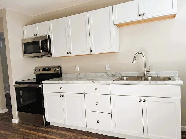 1252 SW Topeka Blvd — Photo 11