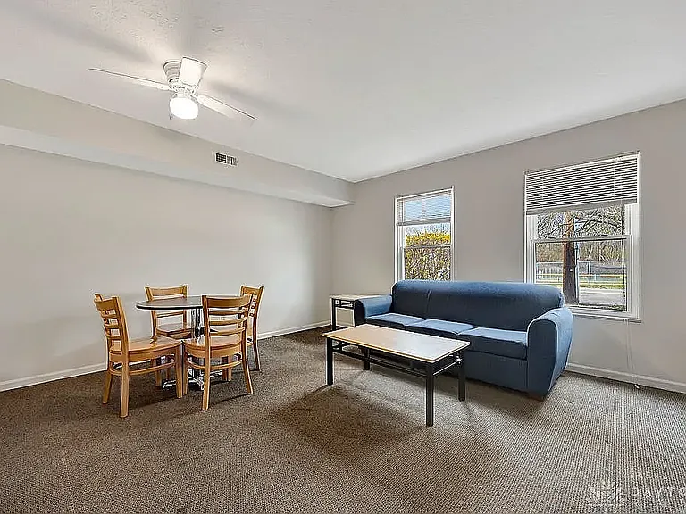 978 Irving Ave #16 — Photo 10